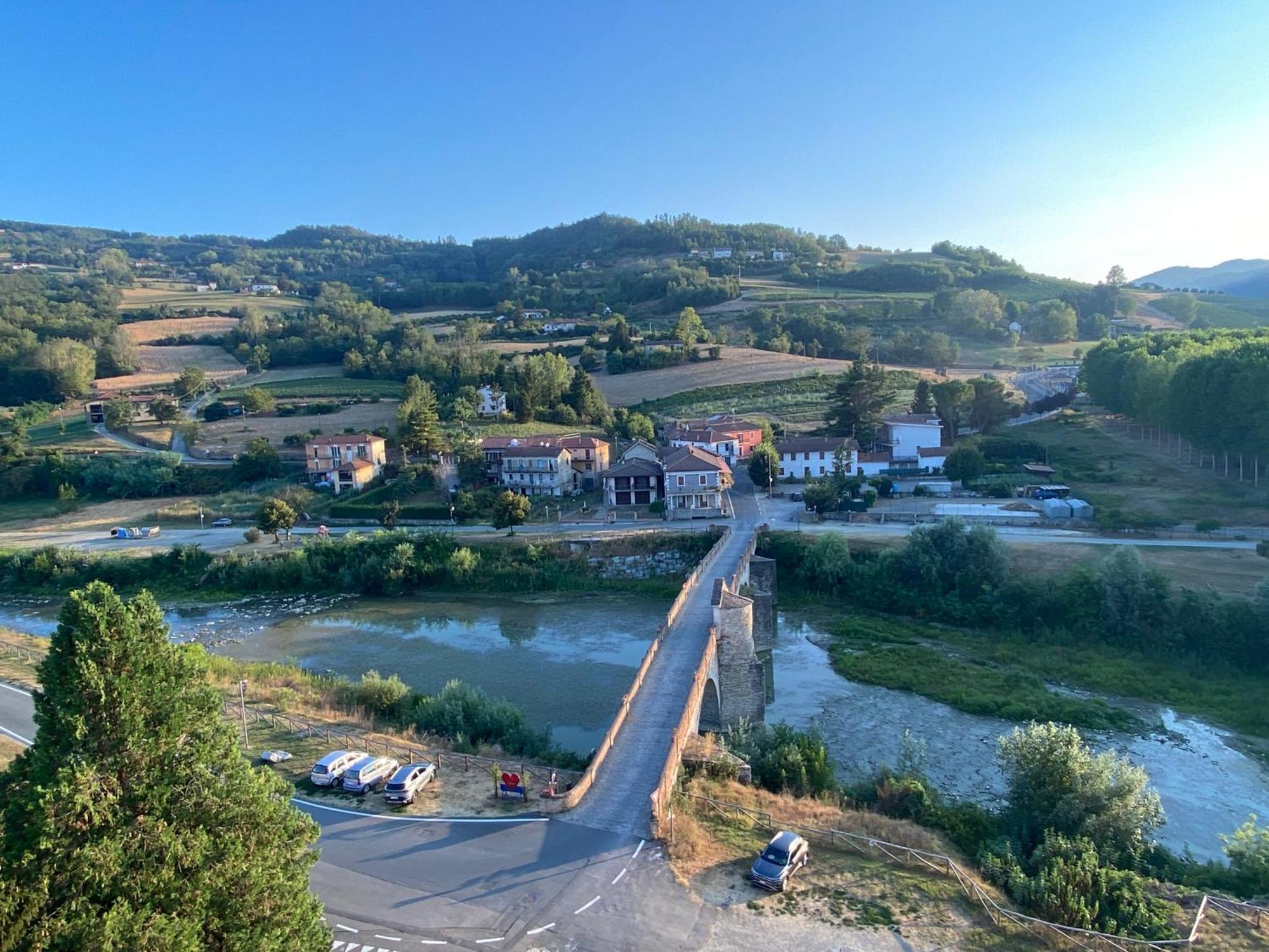 Vakantiehuis Casa Dolce Vista Monastero Bormida Dış mekan fotoğraf