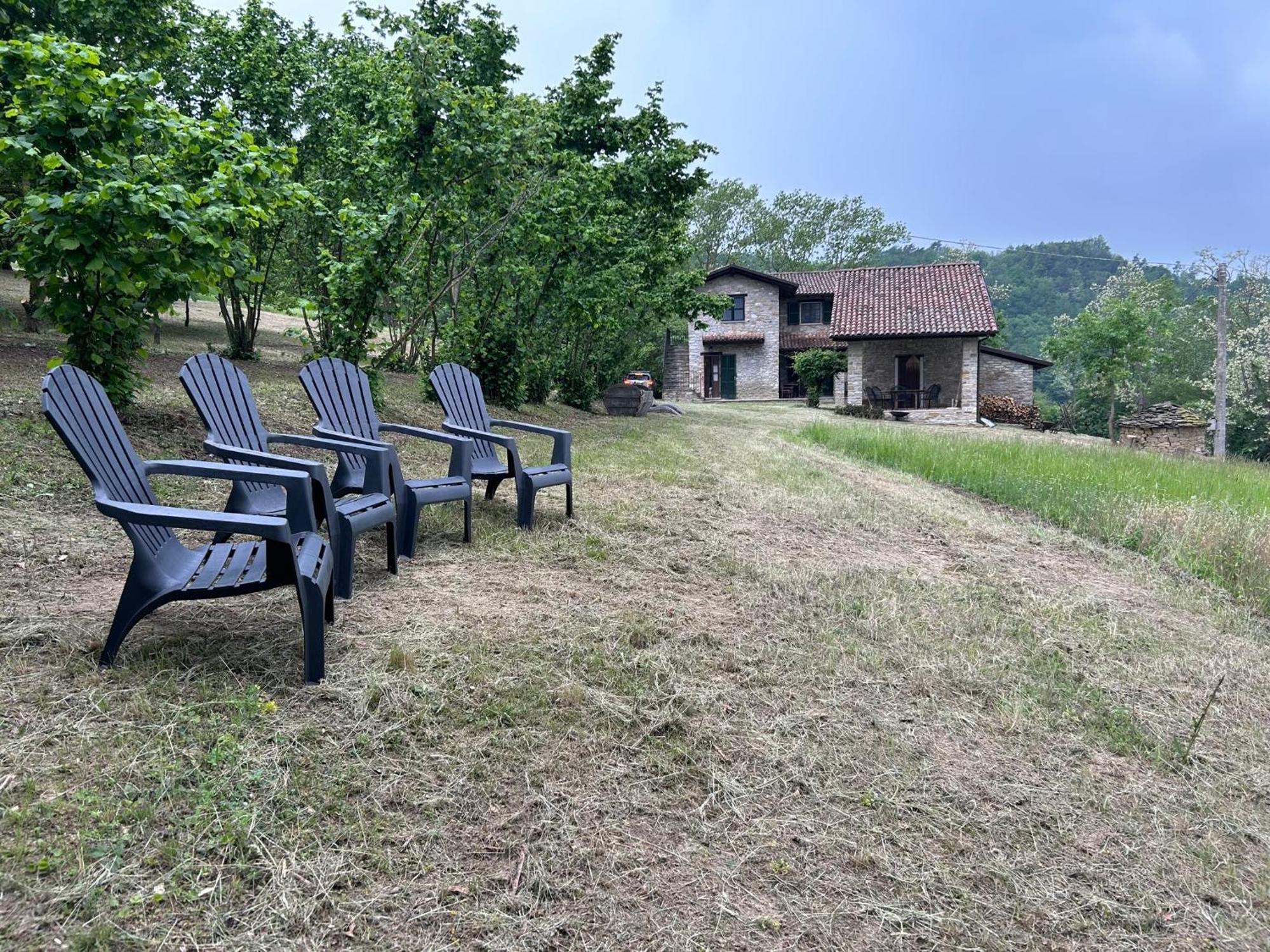 Vakantiehuis Casa Dolce Vista Monastero Bormida Dış mekan fotoğraf